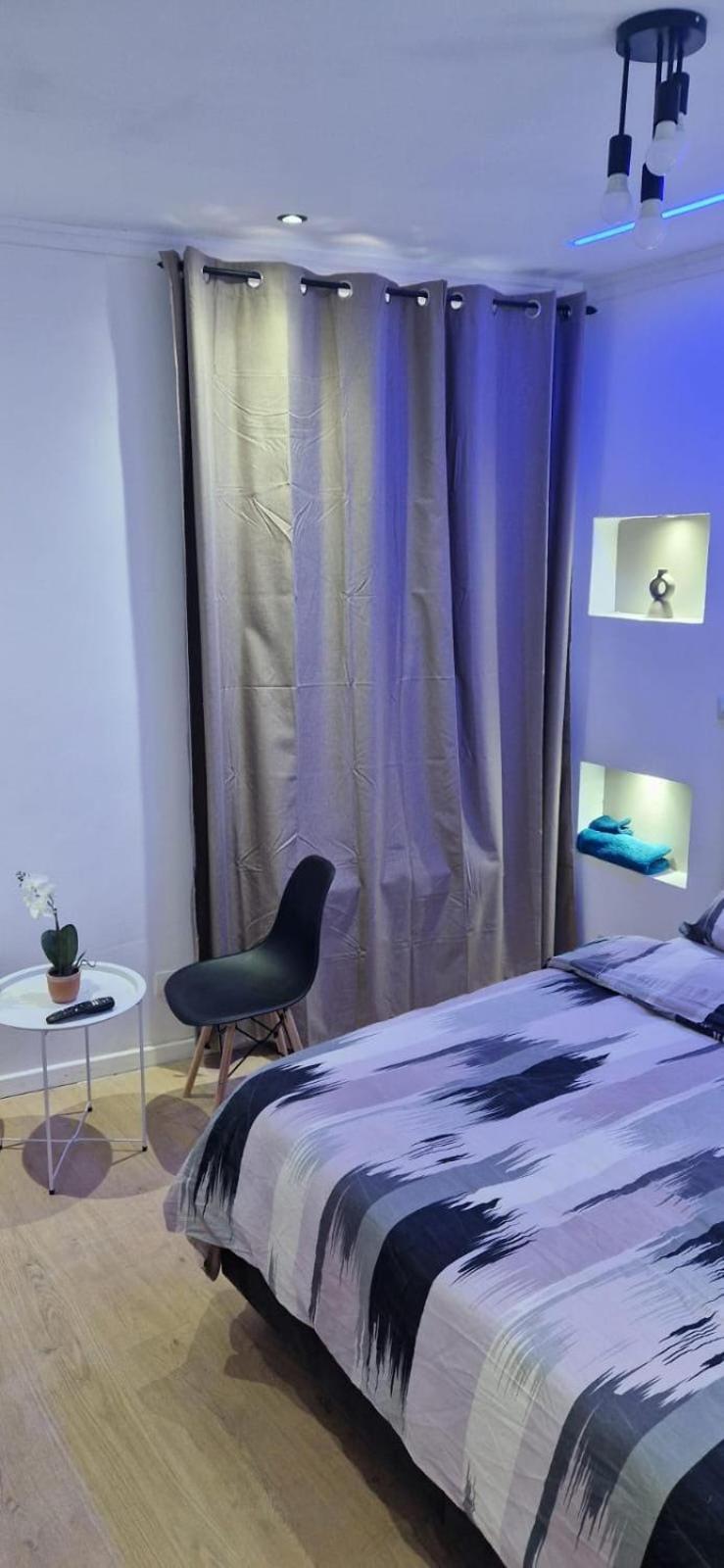 Ubuntu House - Charleroi Apartman Kültér fotó