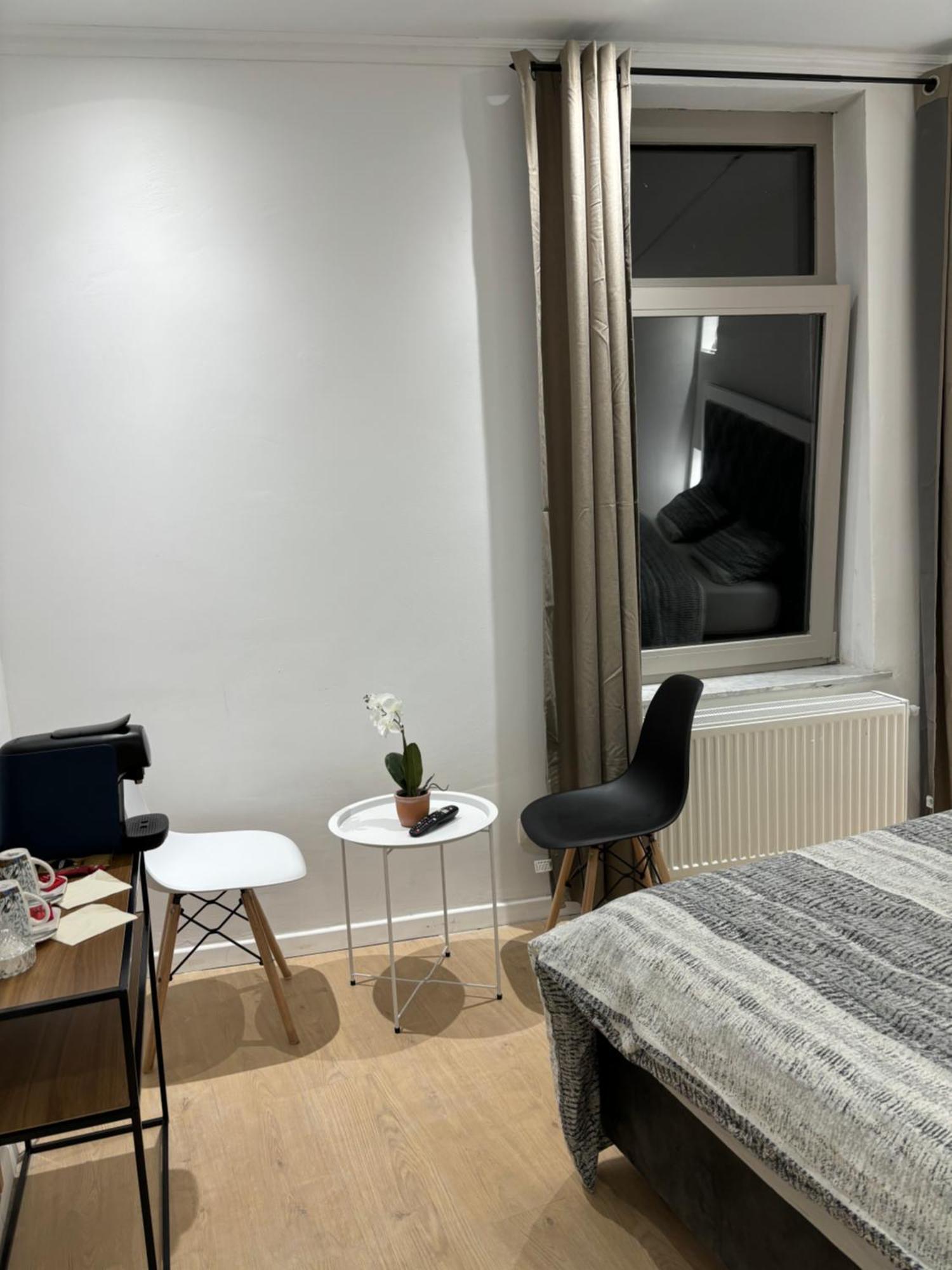 Ubuntu House - Charleroi Apartman Kültér fotó