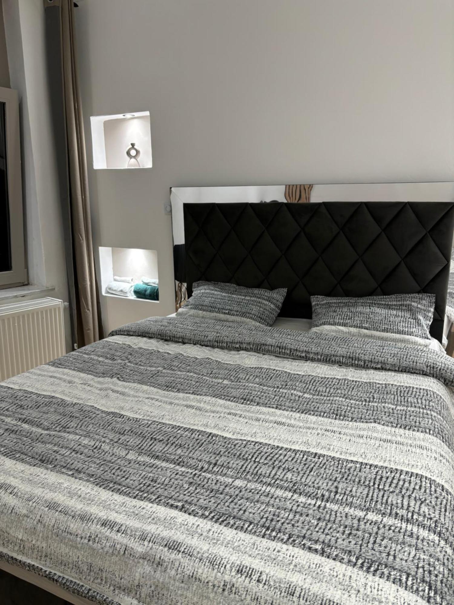Ubuntu House - Charleroi Apartman Kültér fotó